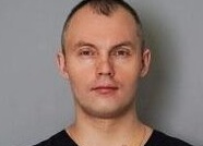 Можно ли ходить по спине ногами