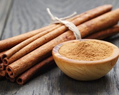 Чем полезна корица и куда её можно добавлять