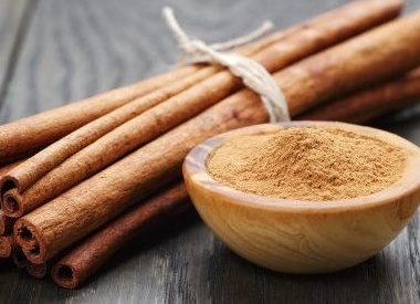 Чем полезна корица и куда её можно добавлять