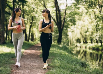 Учёные: даже 4 000 шагов в день снижают риск смерти. А сколько проходите вы?